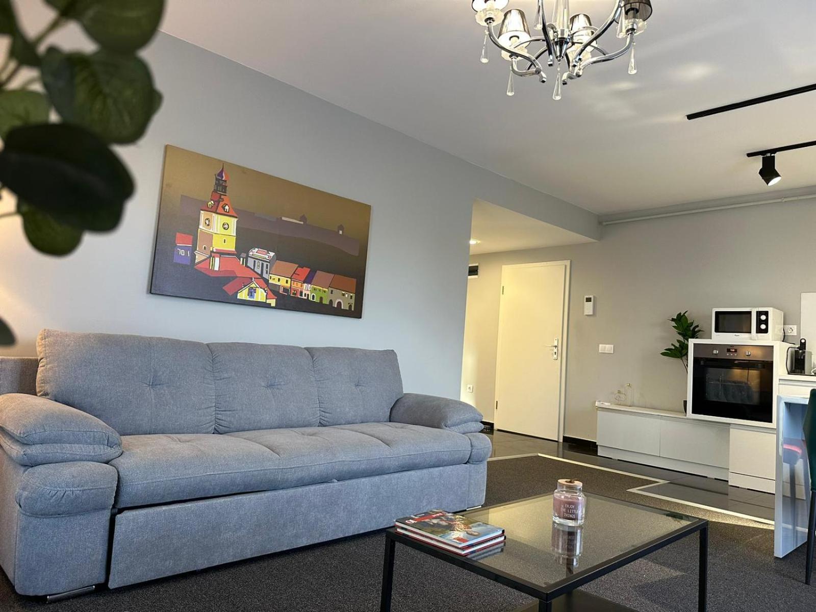 Luxury Glam Apartments & Studios Near Coresi Mall Brașov Exterior foto